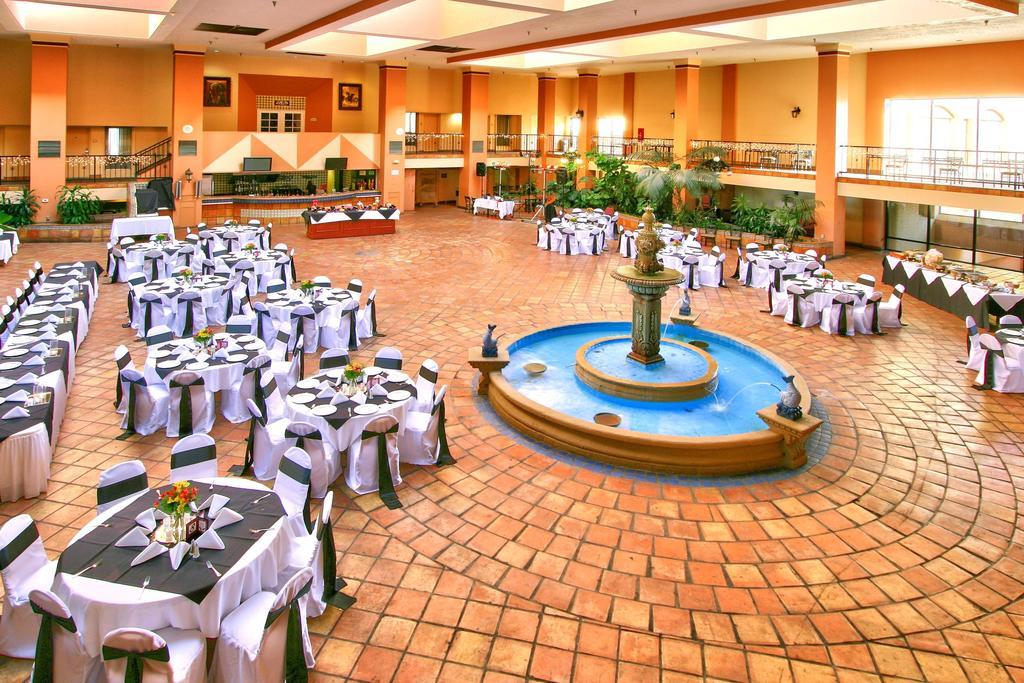 Barcelona Suites Albuquerque Restaurant photo