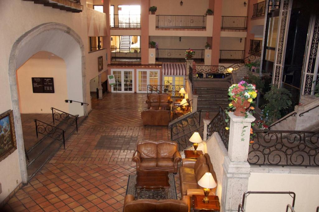 Barcelona Suites Albuquerque Exterior photo