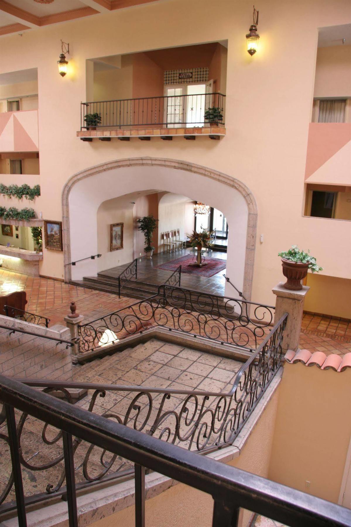 Barcelona Suites Albuquerque Exterior photo
